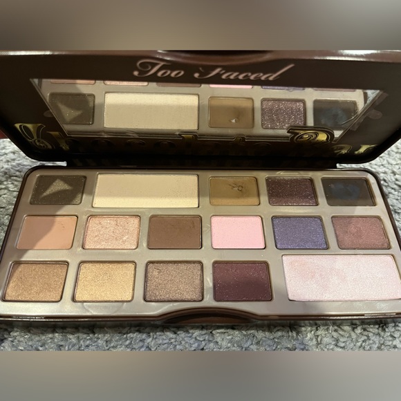 ❌ SOLD Eyeshadow Bundle - Picture 4 of 10